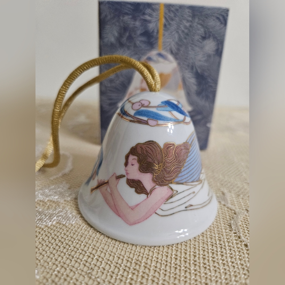 Retired Lladro Angelic Melody Bell